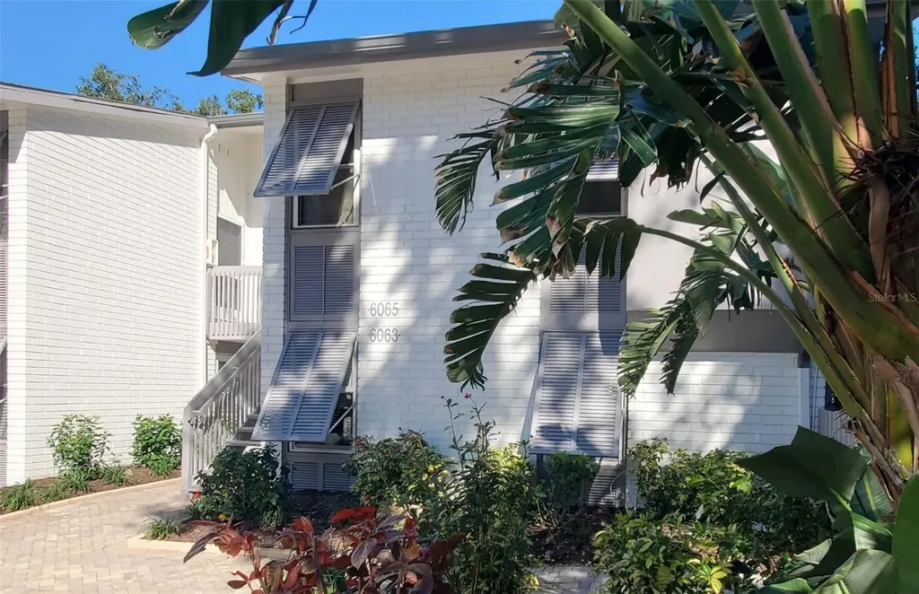 6063 E Peppertree Way Sarasota FL 34242