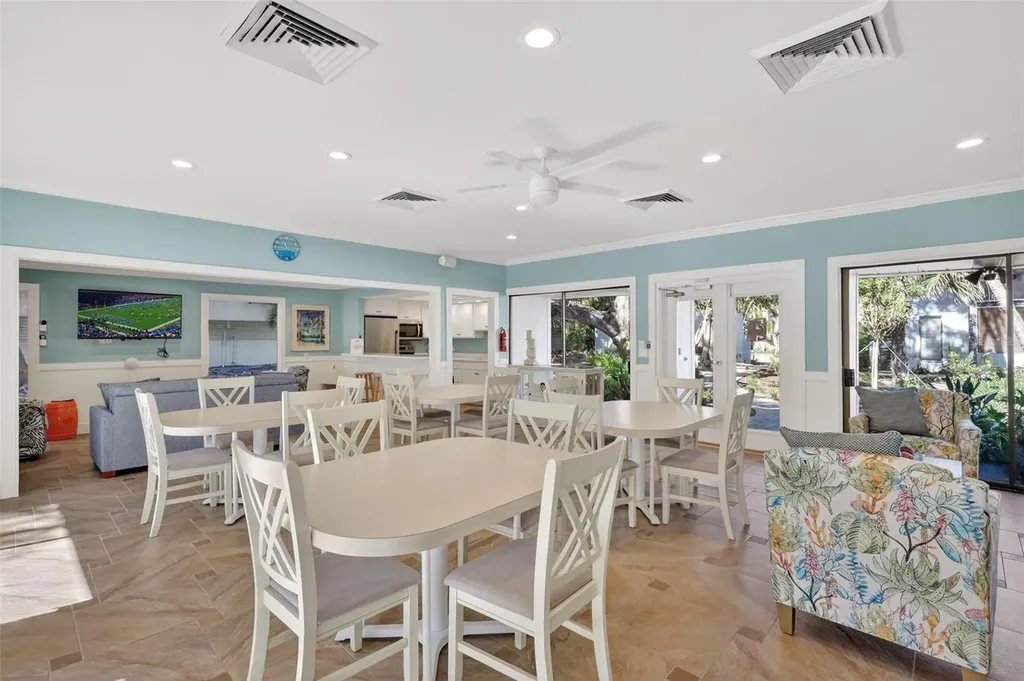 6063 E Peppertree Way Sarasota FL 34242