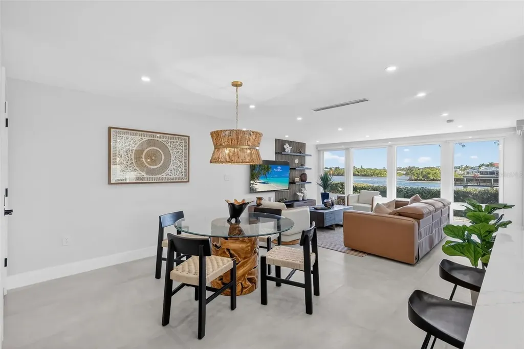 6063 E Peppertree Way Sarasota FL 34242