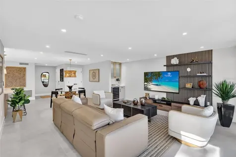 6063 E Peppertree Way Sarasota FL 34242