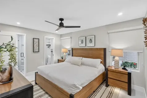 6063 E Peppertree Way Sarasota FL 34242