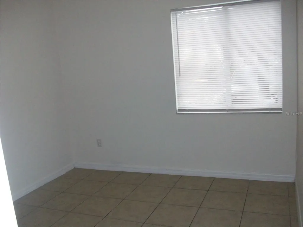 495 Las Cortes Lane Orlando FL 32824