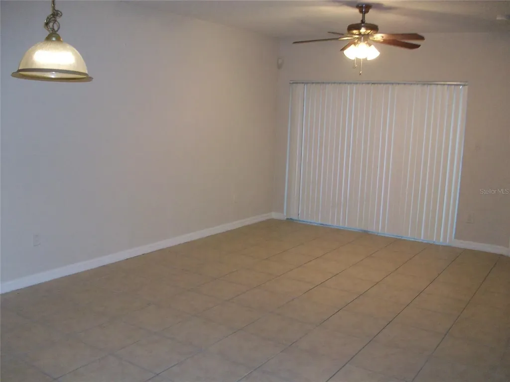 495 Las Cortes Lane Orlando FL 32824