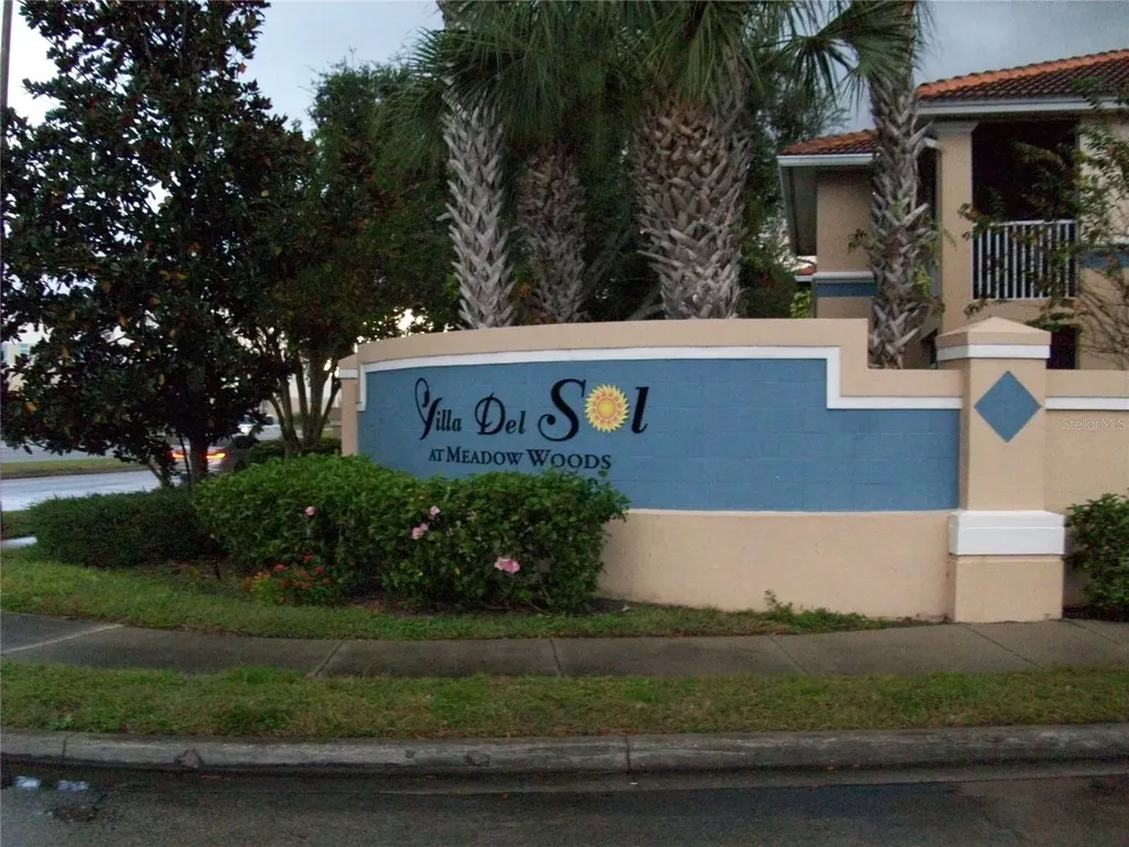 495 Las Cortes Lane Orlando FL 32824