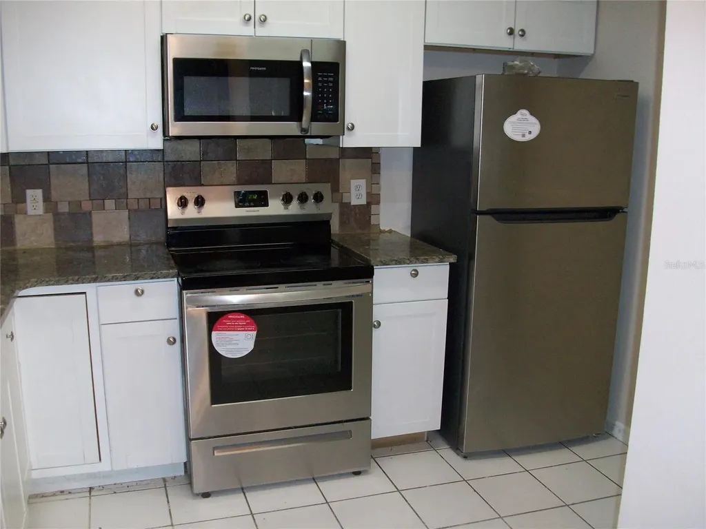 495 Las Cortes Lane Orlando FL 32824