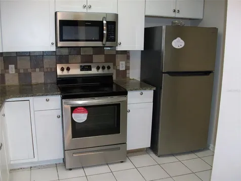 495 Las Cortes Lane Orlando FL 32824