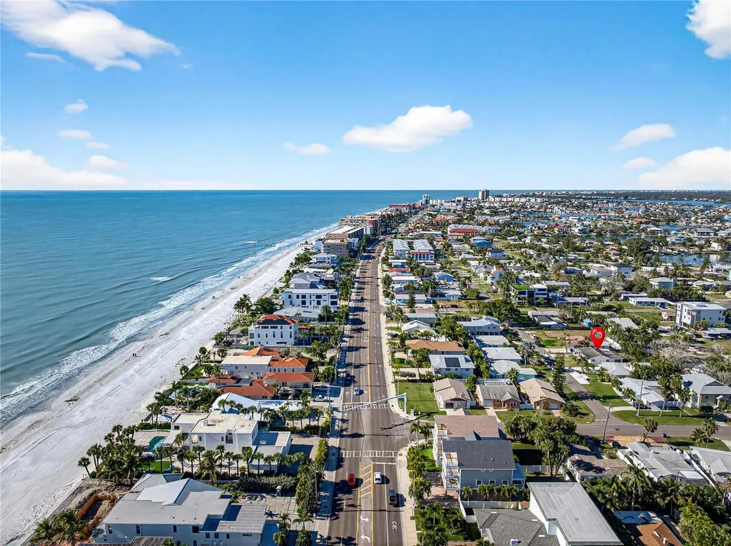 16105 1st Street E Redington Beach FL 33708