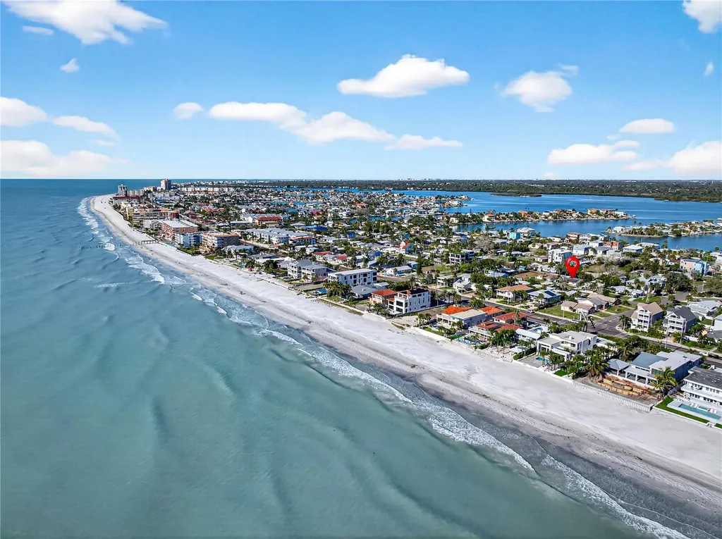 16105 1st Street E Redington Beach FL 33708