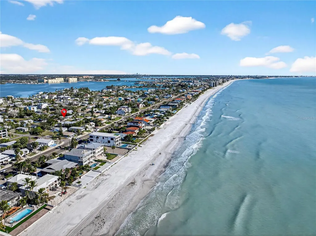 16105 1st Street E Redington Beach FL 33708