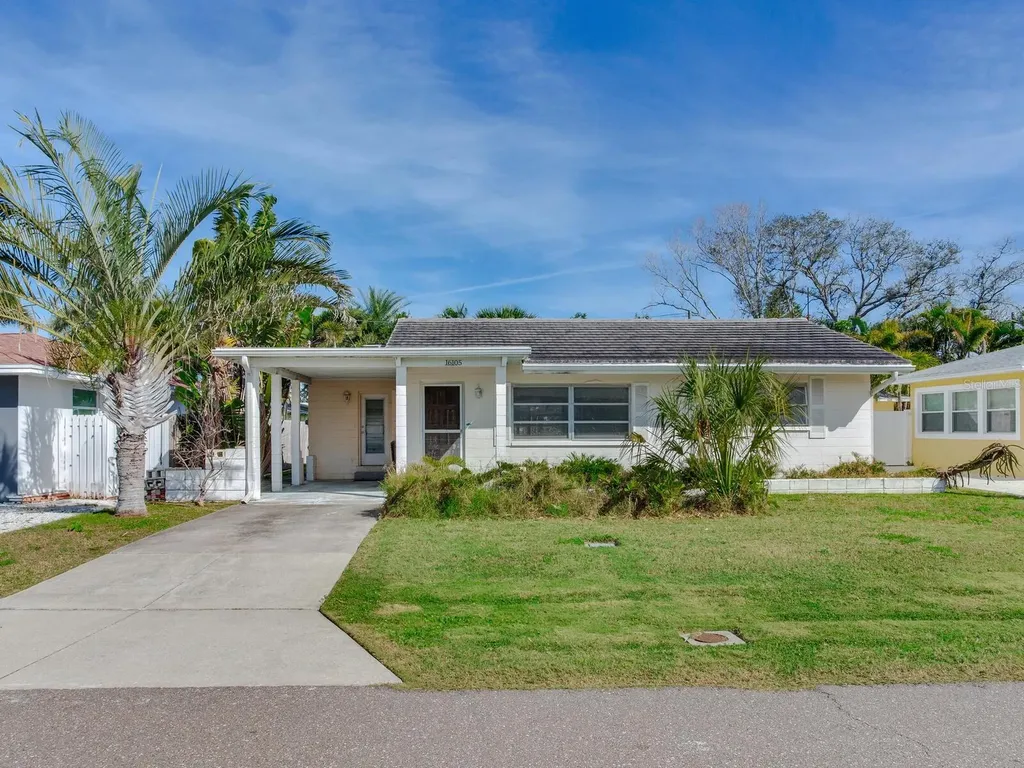 16105 1st Street E Redington Beach FL 33708