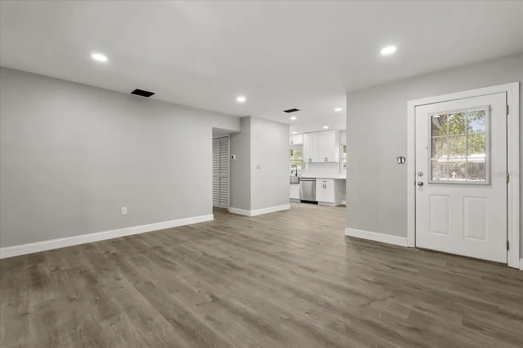 2014 10th Street NW Winter Haven FL 33881