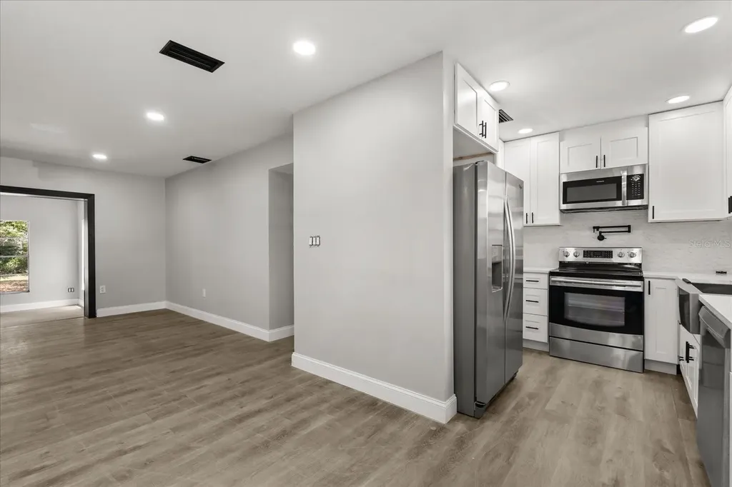 2014 10th Street NW Winter Haven FL 33881