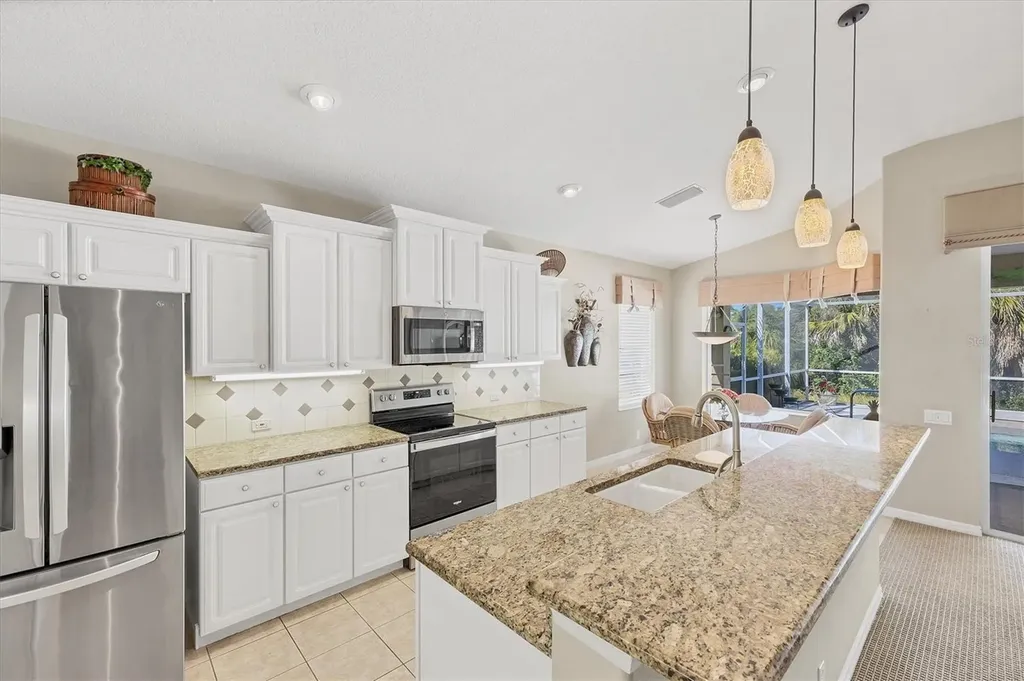 407 Pinewood Lake Drive Venice FL 34285