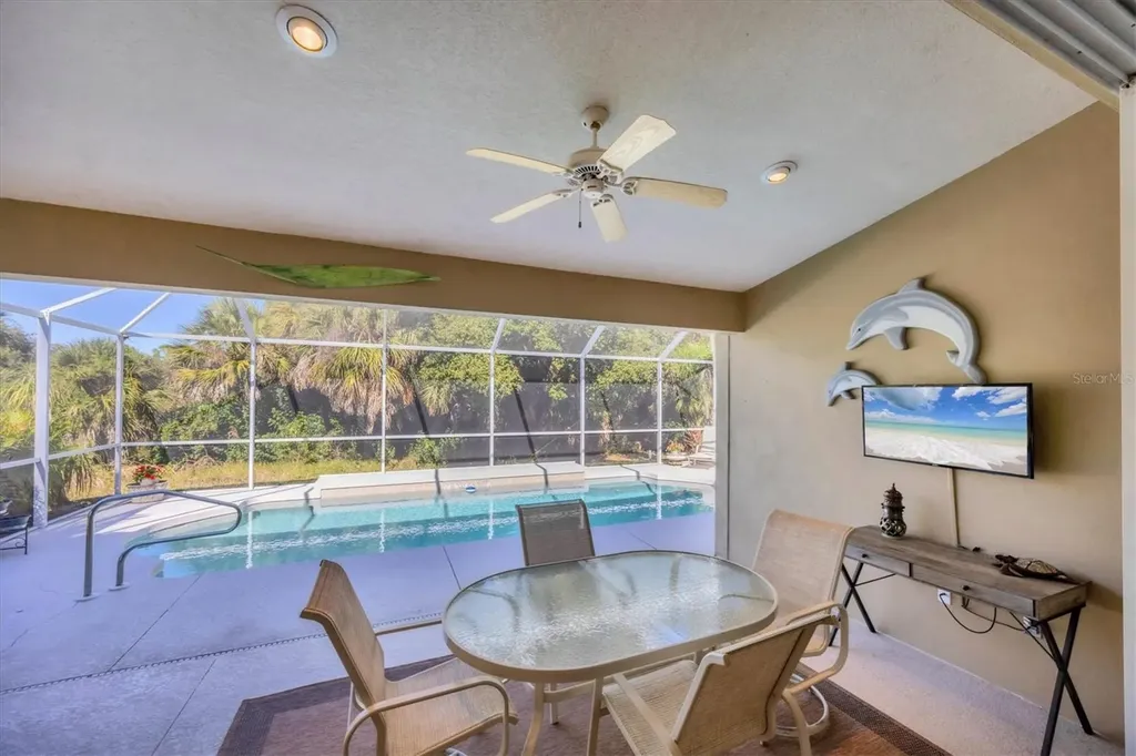 407 Pinewood Lake Drive Venice FL 34285