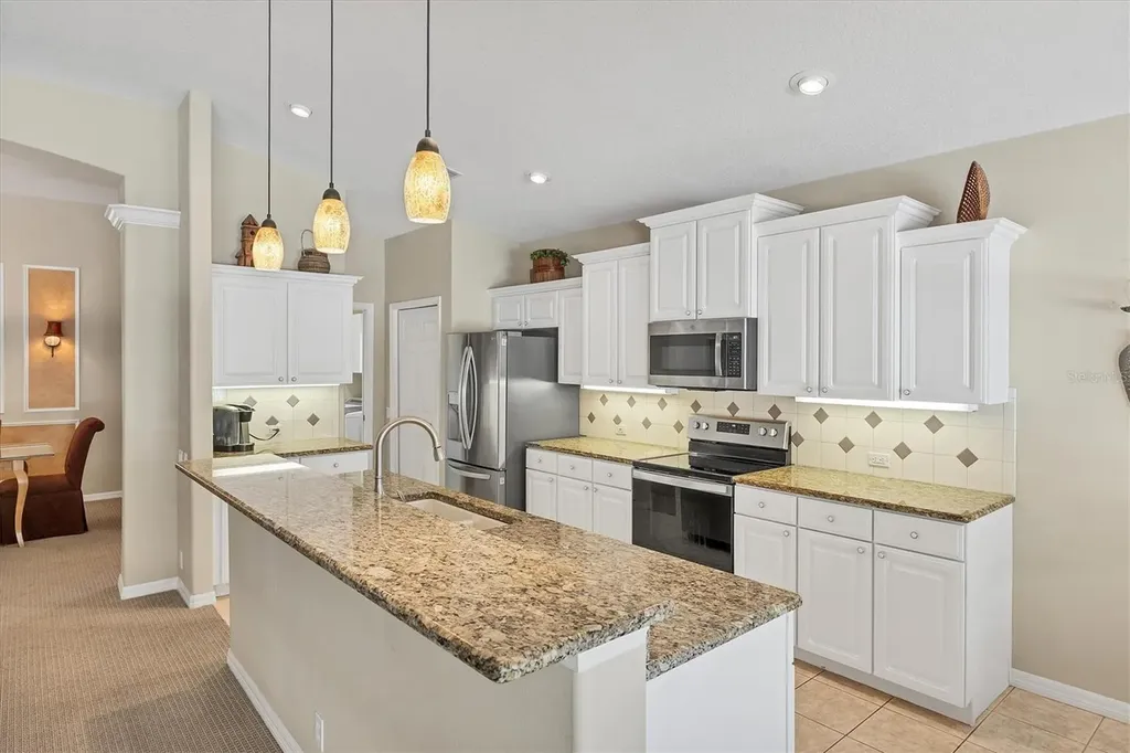 407 Pinewood Lake Drive Venice FL 34285