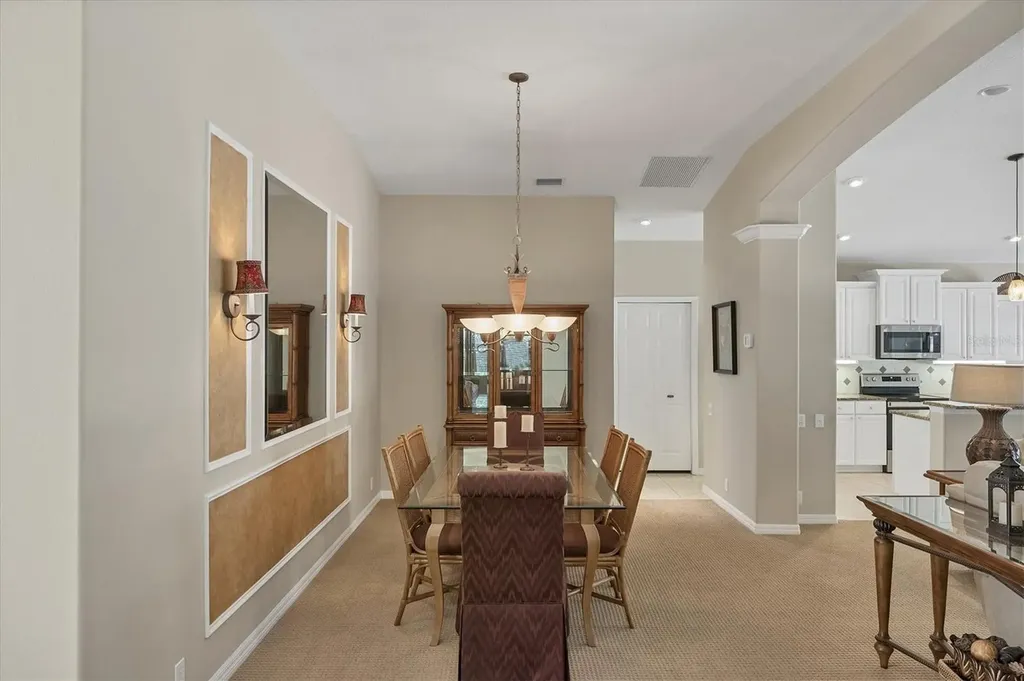 407 Pinewood Lake Drive Venice FL 34285
