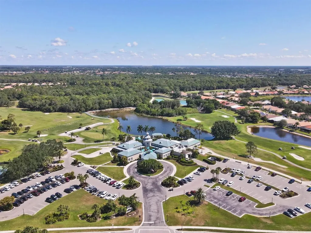 407 Pinewood Lake Drive Venice FL 34285