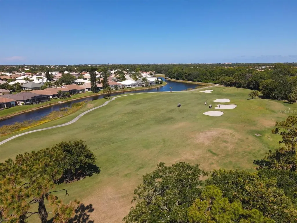 407 Pinewood Lake Drive Venice FL 34285