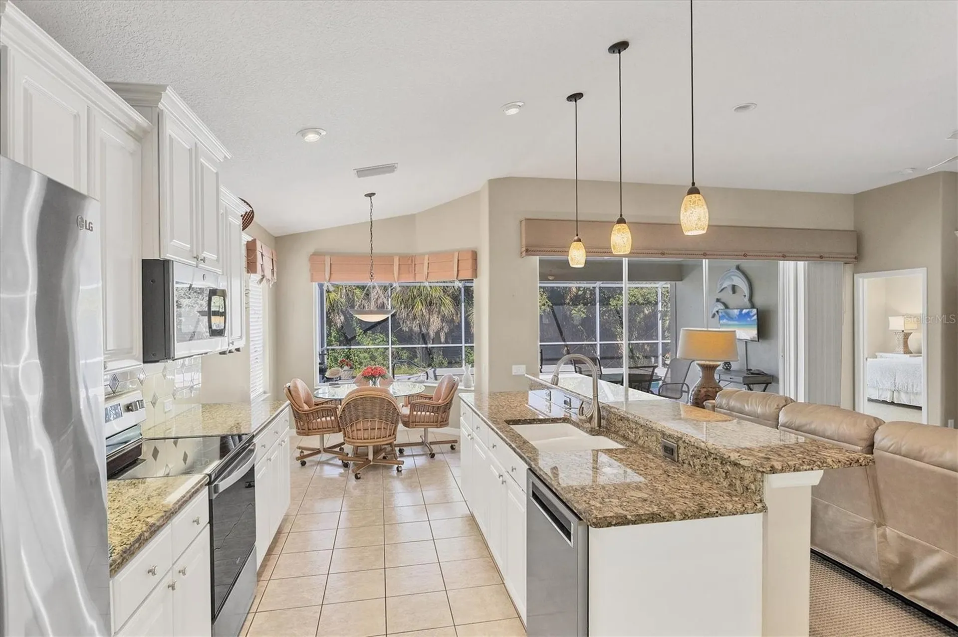 407 Pinewood Lake Drive Venice FL 34285