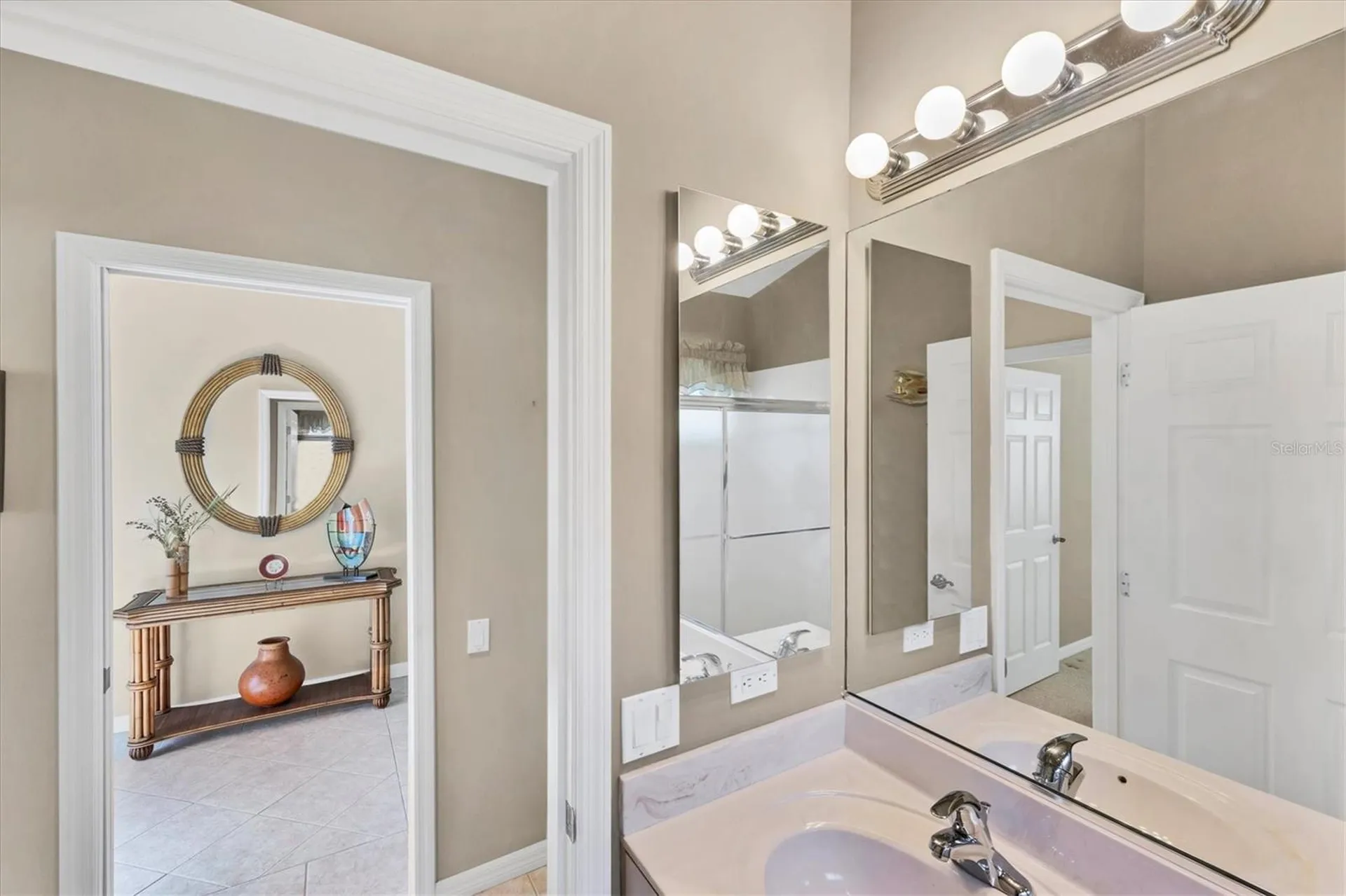407 Pinewood Lake Drive Venice FL 34285
