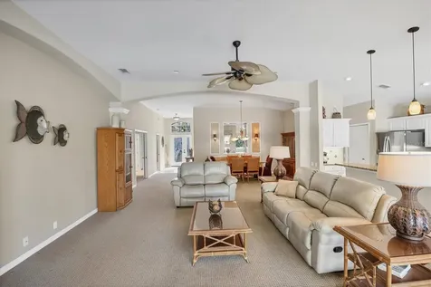 407 Pinewood Lake Drive Venice FL 34285