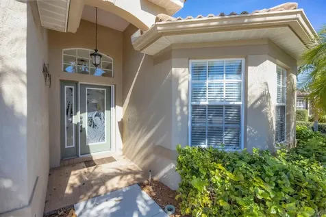 407 Pinewood Lake Drive Venice FL 34285