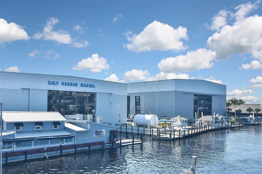 100 Circuit Road Nokomis FL 34275
