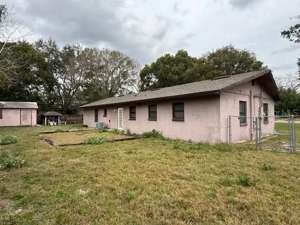 2916 Cleburne Road Orlando FL 32817