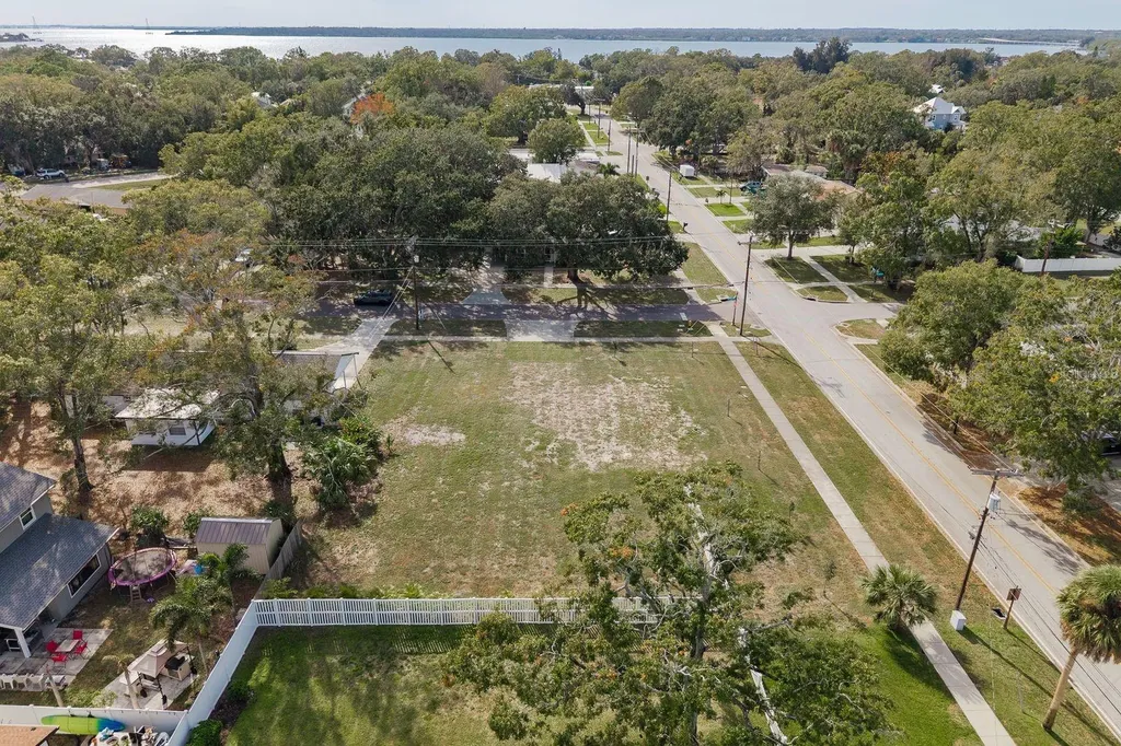 311 Washington Avenue Oldsmar FL 34677