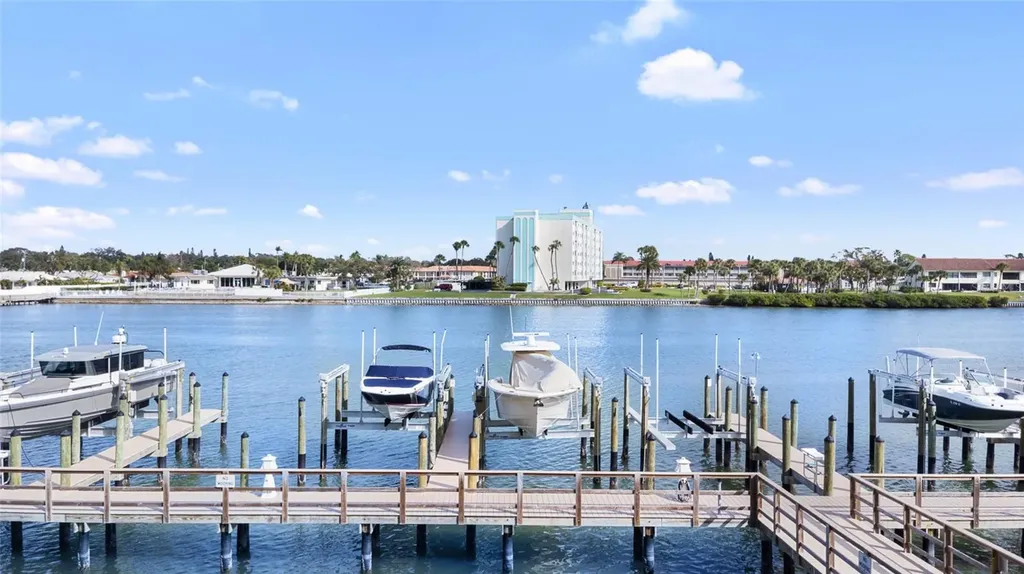 20001 Gulf Boulevard Indian Shores FL 33785