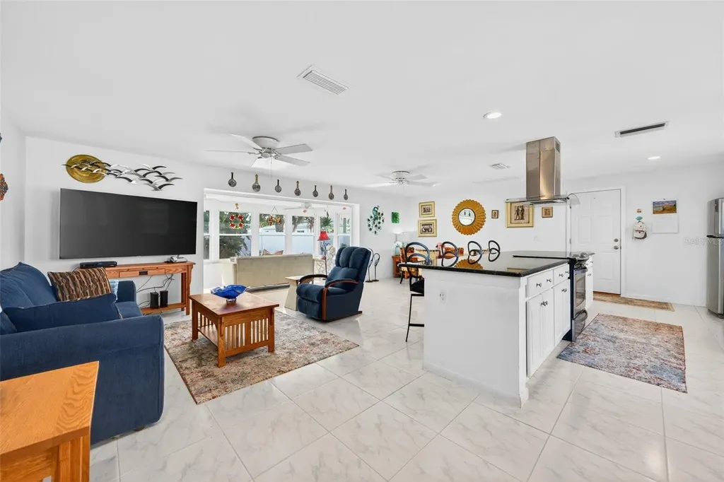 104 22nd Street Belleair Beach FL 33786