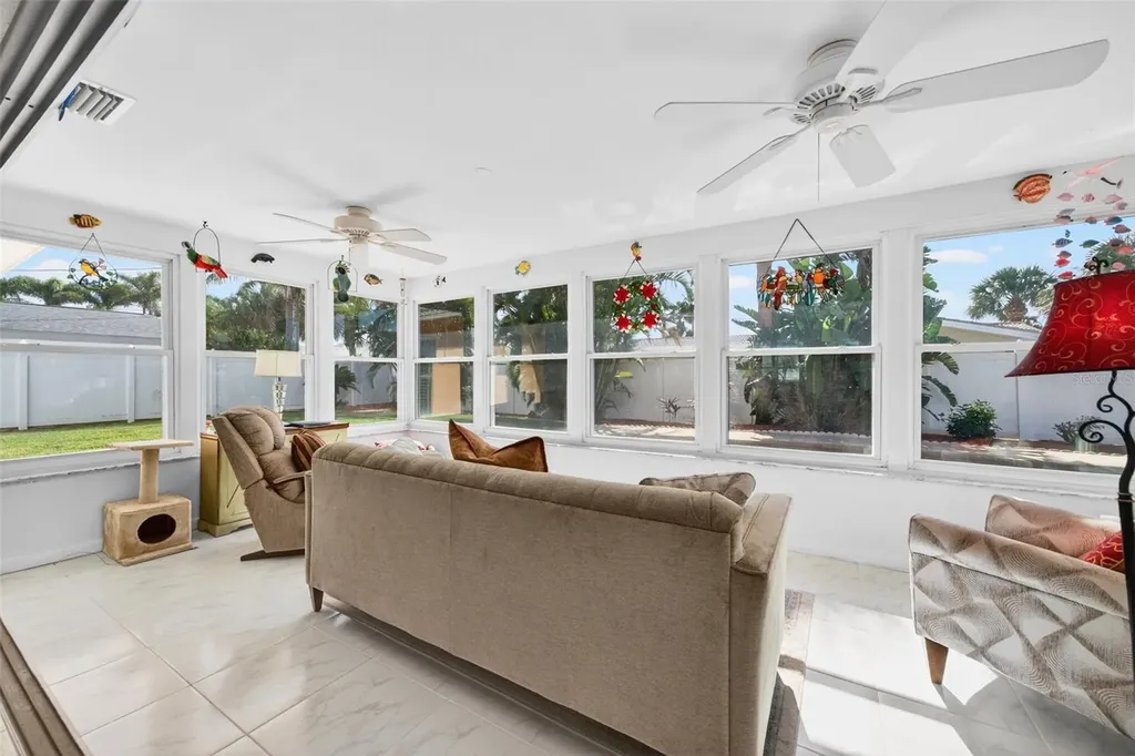 104 22nd Street Belleair Beach FL 33786