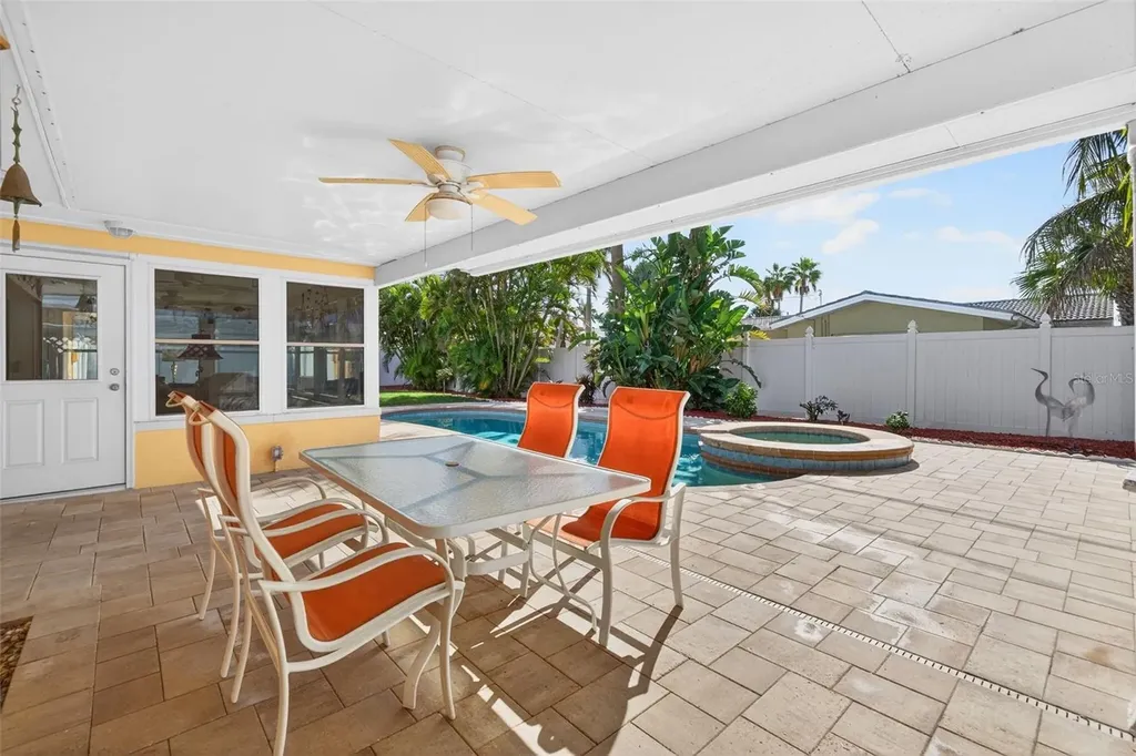 104 22nd Street Belleair Beach FL 33786
