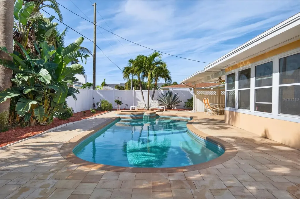 104 22nd Street Belleair Beach FL 33786