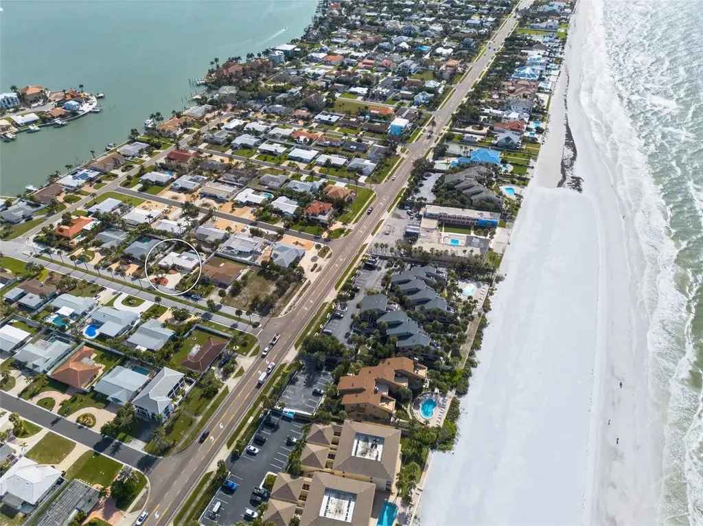 104 22nd Street Belleair Beach FL 33786