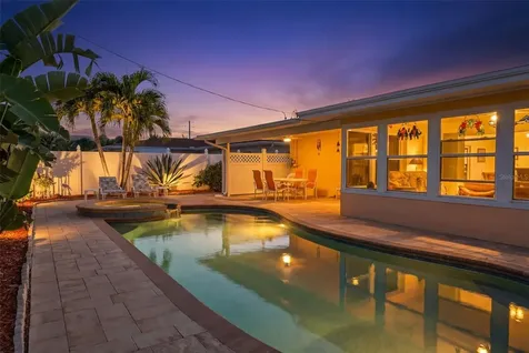 104 22nd Street Belleair Beach FL 33786