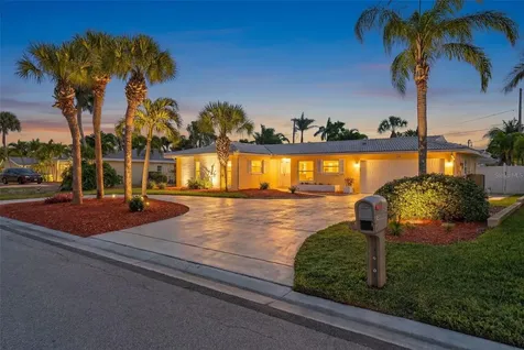 104 22nd Street Belleair Beach FL 33786