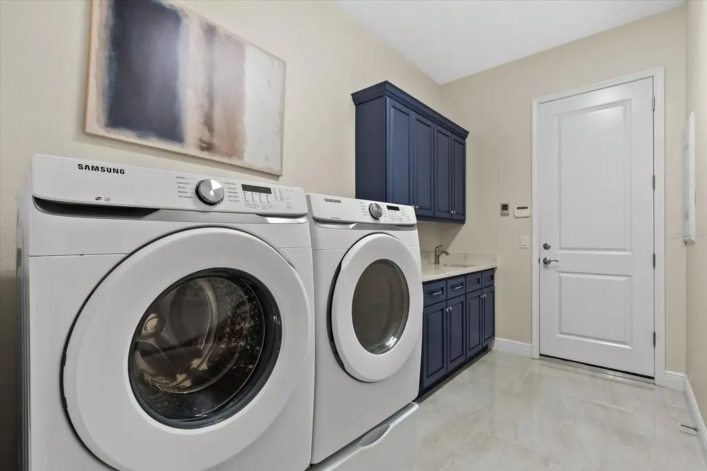 15906 39th Glen E Parrish FL 34219