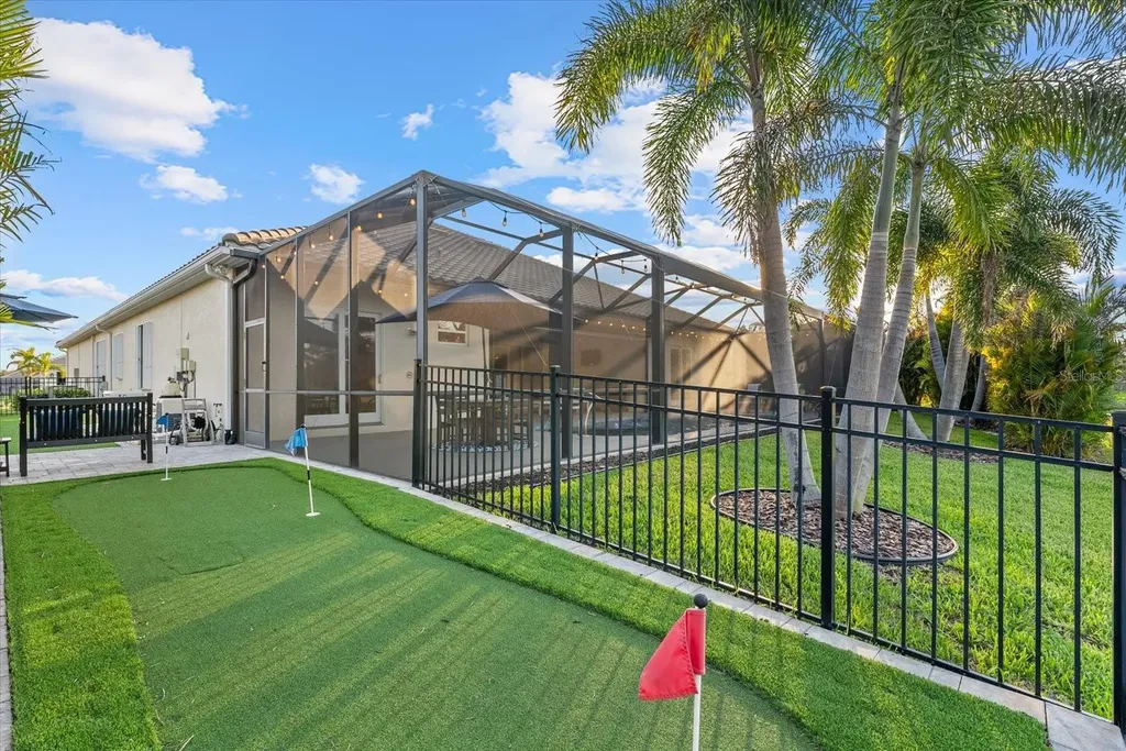 15906 39th Glen E Parrish FL 34219
