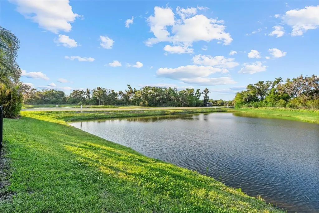 15906 39th Glen E Parrish FL 34219