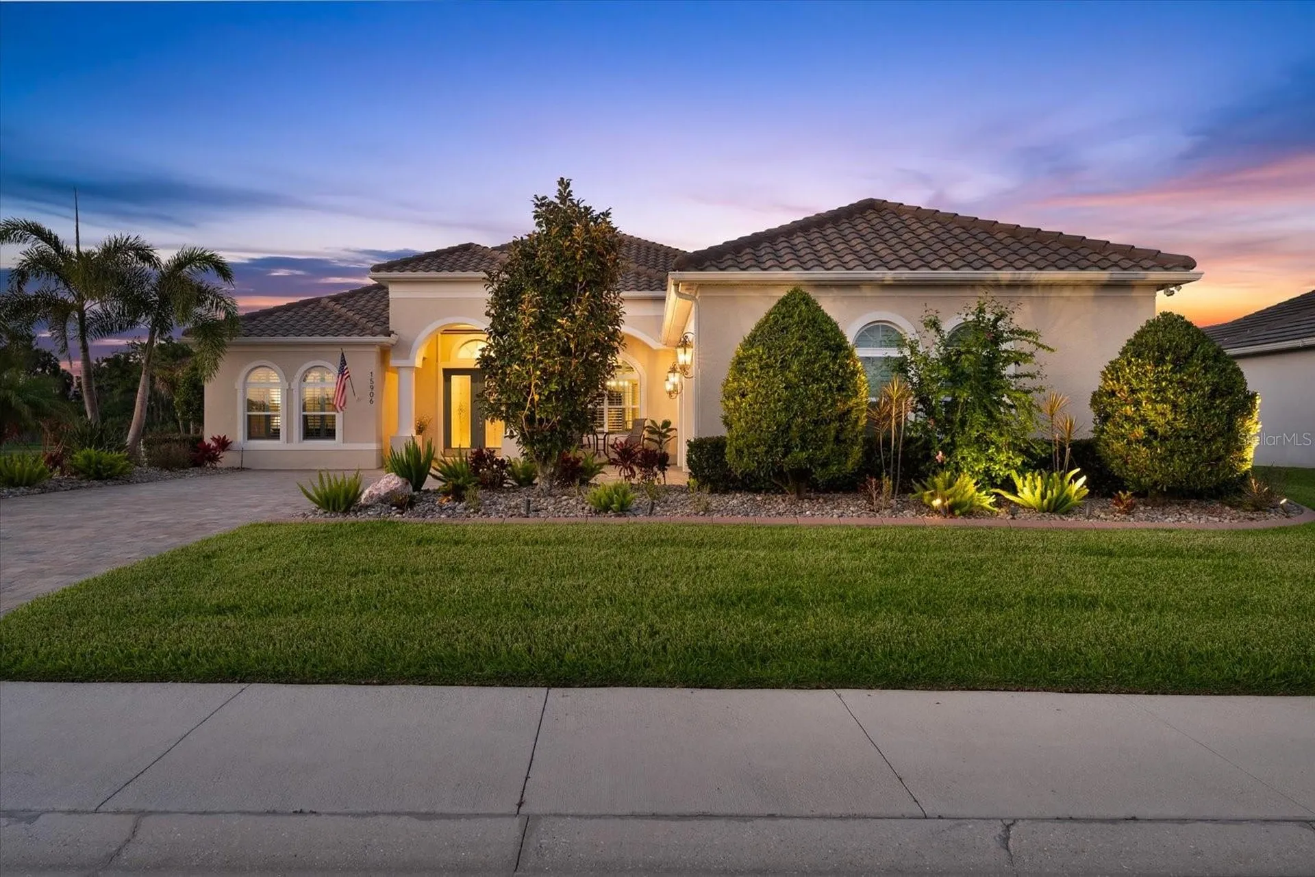 15906 39th Glen E Parrish FL 34219