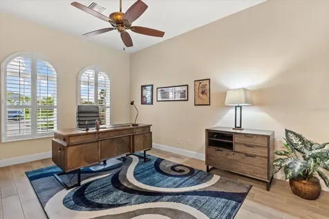 15906 39th Glen E Parrish FL 34219
