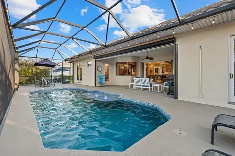 15906 39th Glen E Parrish FL 34219