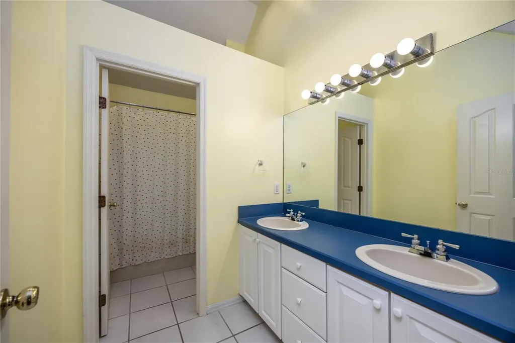 4509 NW 53rd Street Gainesville FL 32606