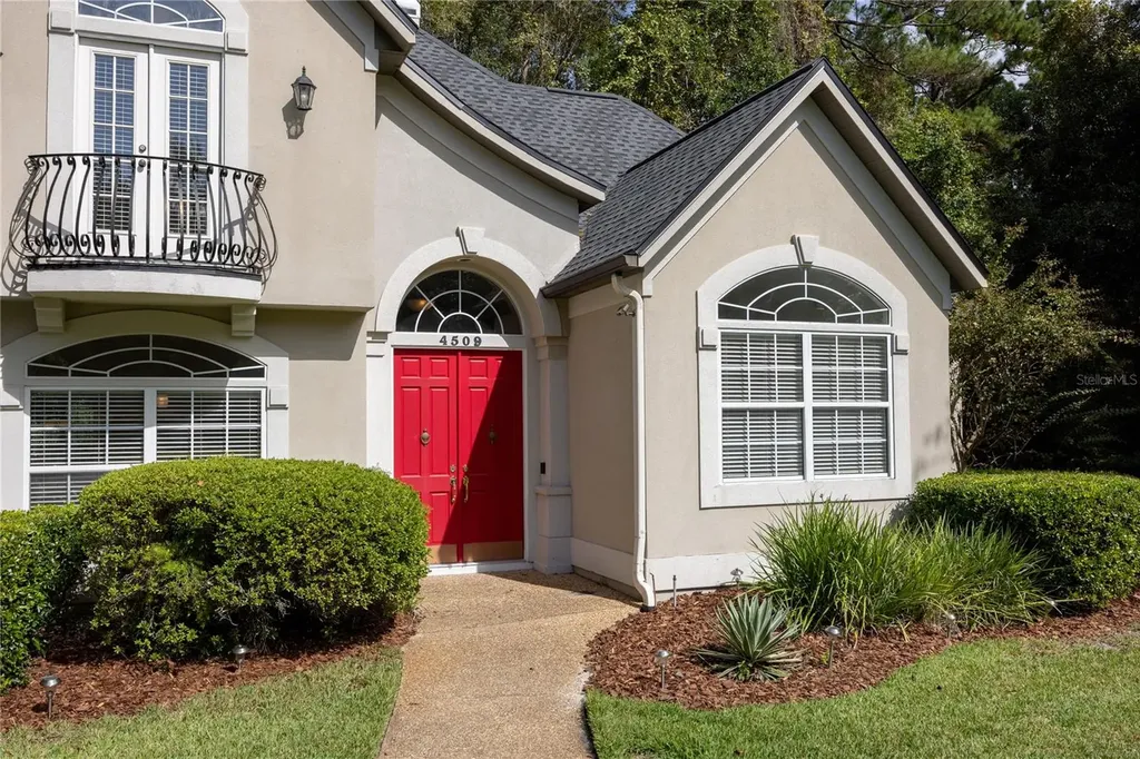 4509 NW 53rd Street Gainesville FL 32606