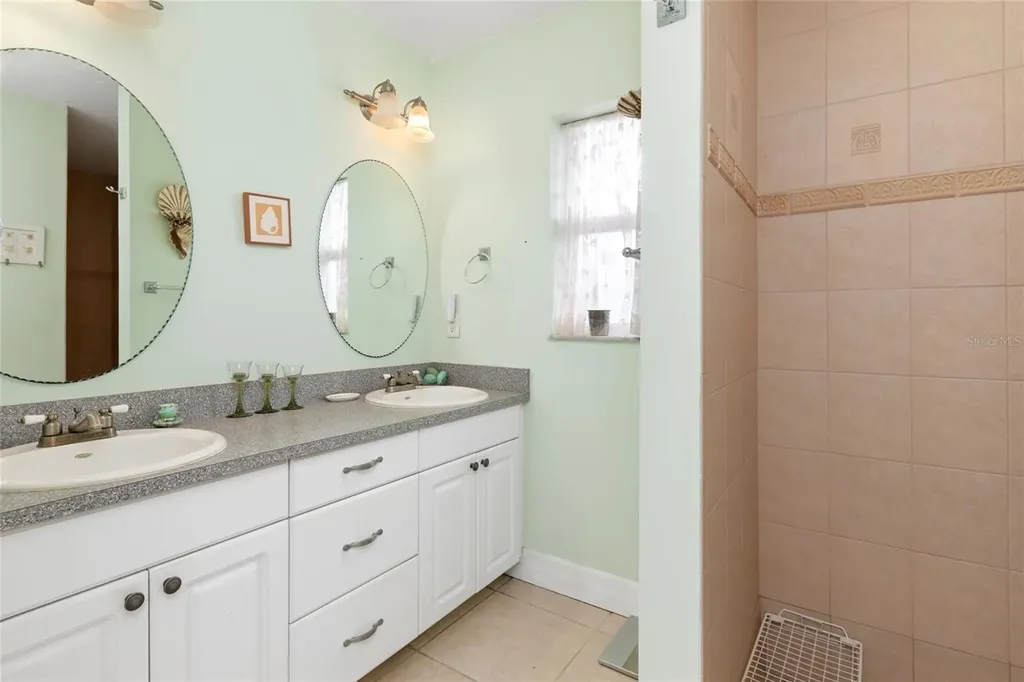 125 Baldwin Court SE Port Charlotte FL 33952