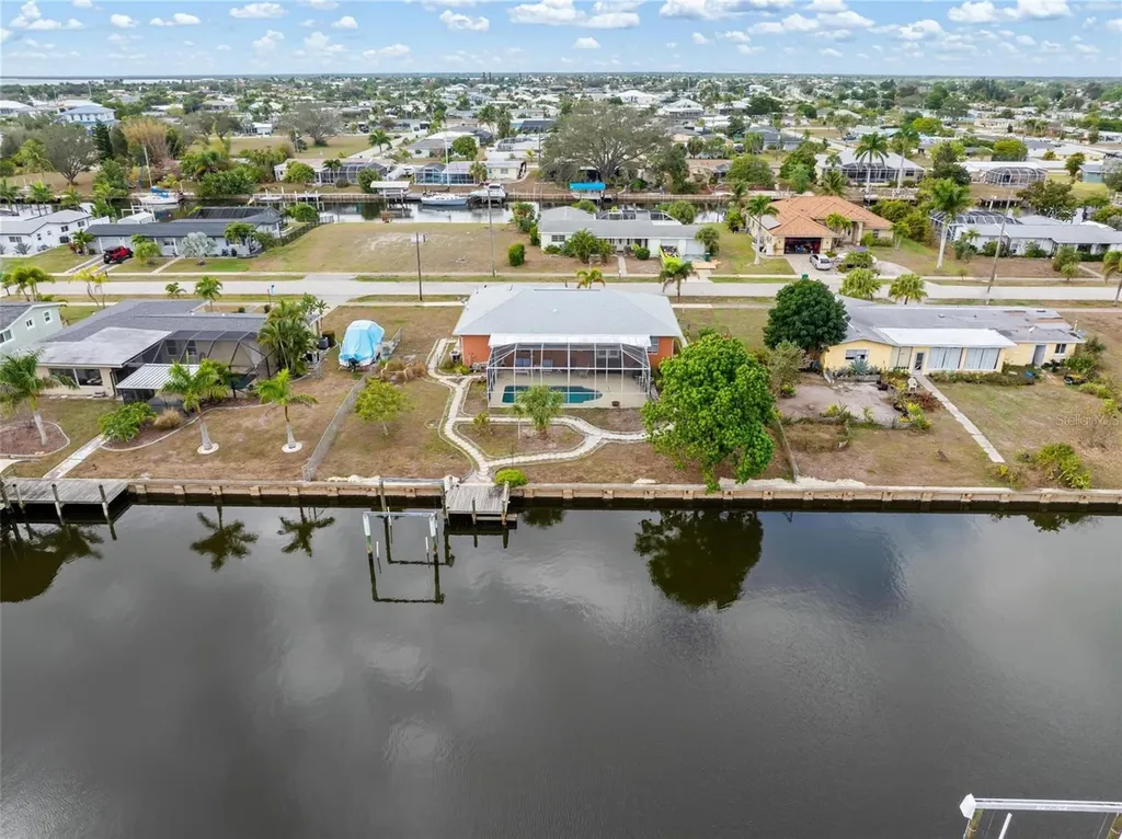 125 Baldwin Court SE Port Charlotte FL 33952