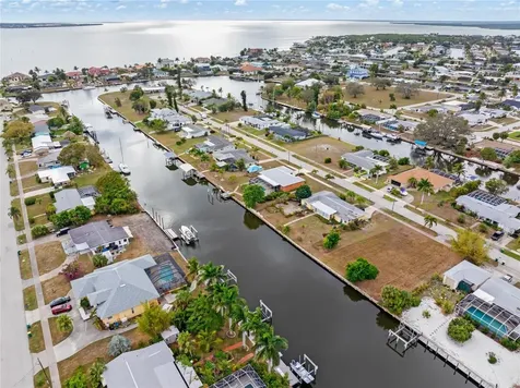 125 Baldwin Court SE Port Charlotte FL 33952