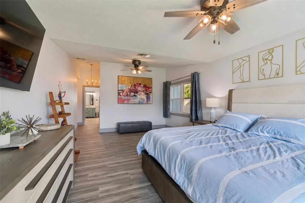292 Sunlit Cove Drive NE St Petersburg FL 33702