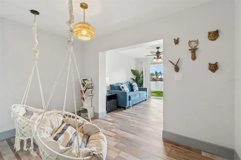292 Sunlit Cove Drive NE St Petersburg FL 33702